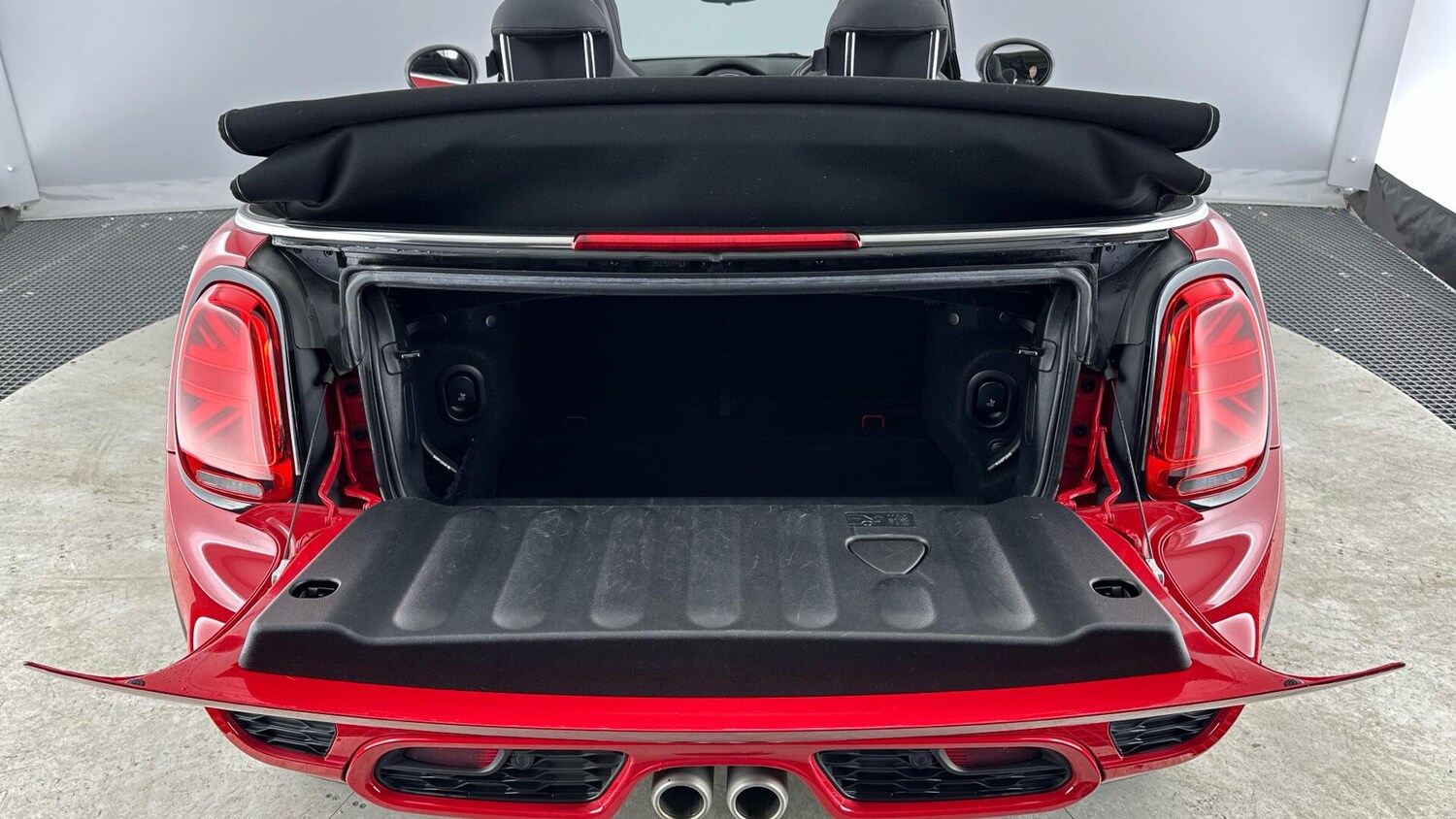 Used MINI Convertible 2020 for sale - 77163409: Photo 13