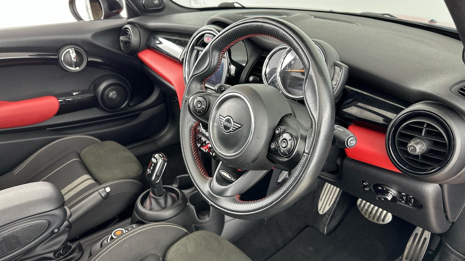 Used MINI Convertible 2020 for sale - 77163409: Photo 6