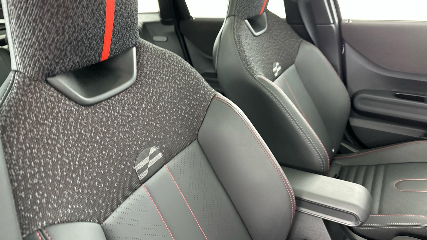 Used MINI Cooper 2025 for sale - 77440294: Photo 31