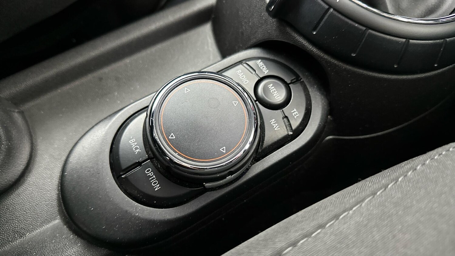 Used MINI Hatch 2017 for sale - 76760321: Photo 19