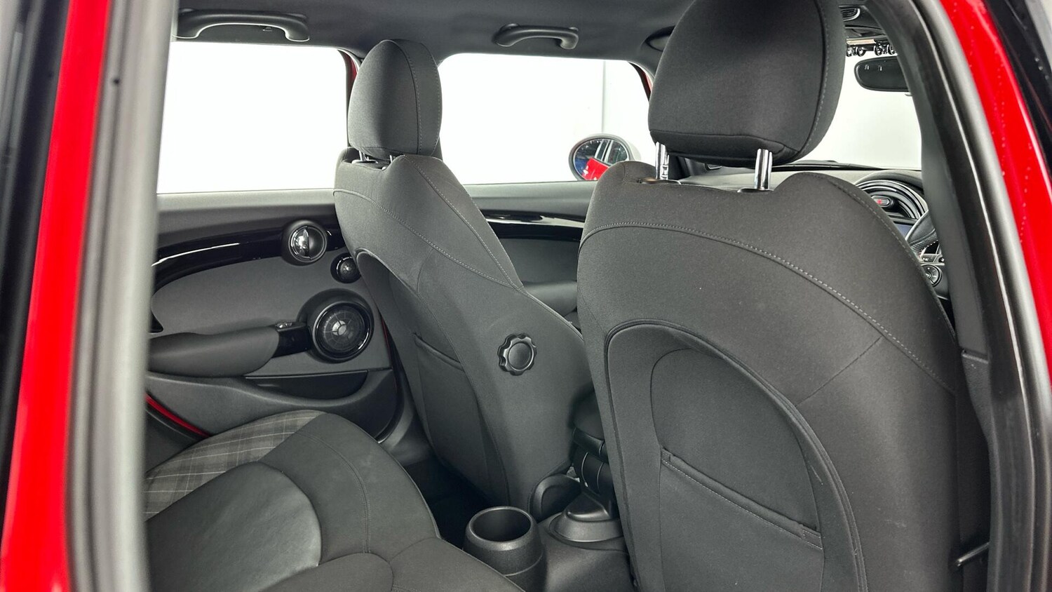 Used MINI Hatch 2017 for sale - 76760321: Photo 28