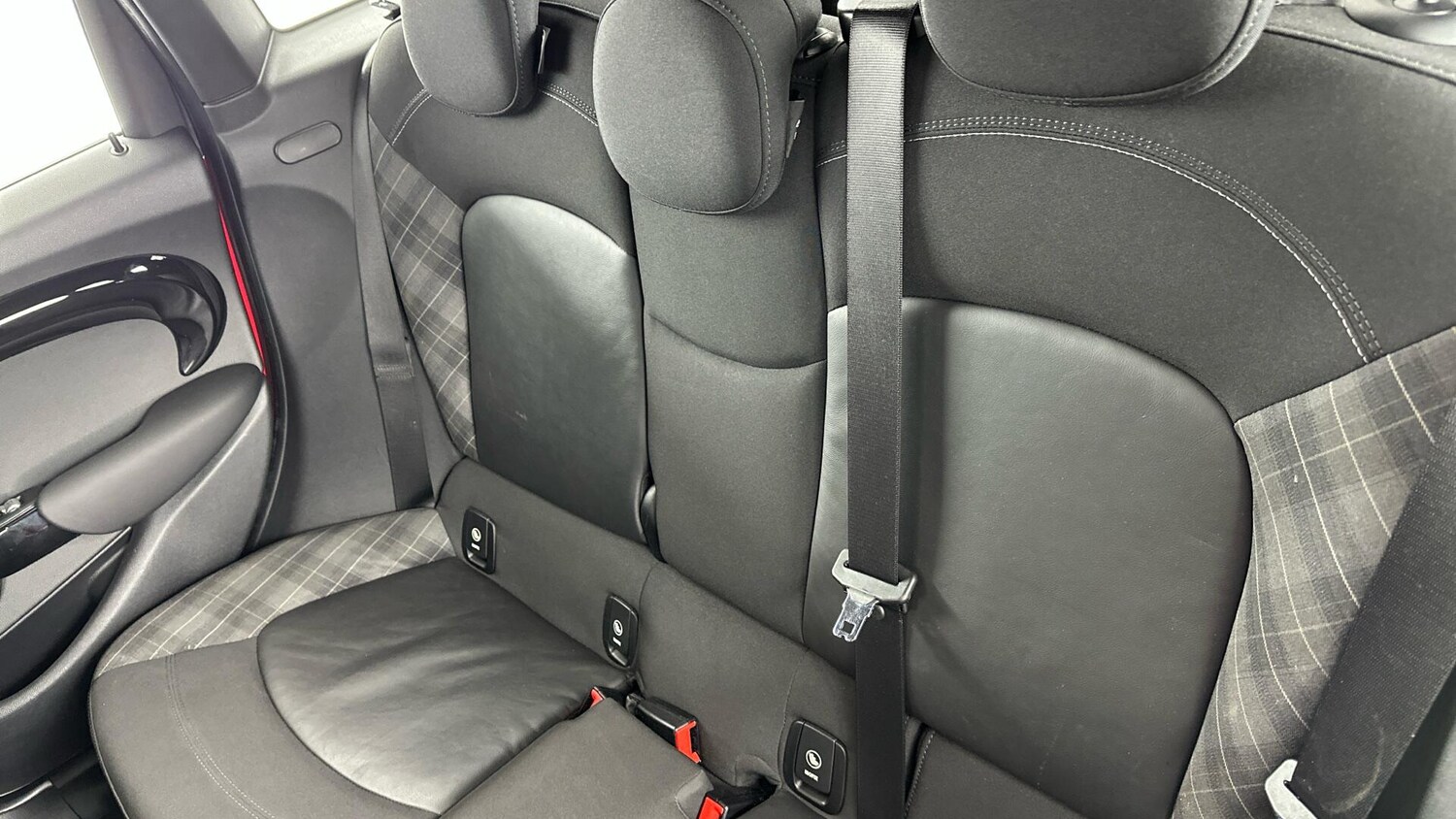 Used MINI Hatch 2017 for sale - 76760321: Photo 30