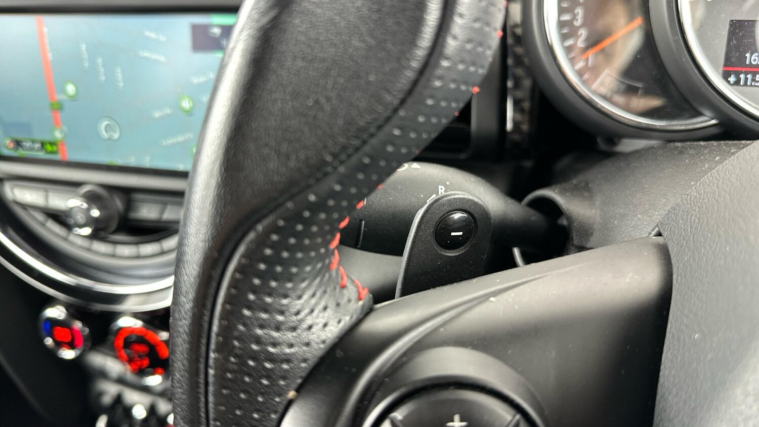 Used MINI Hatch 2017 for sale - 76760321: Photo 37