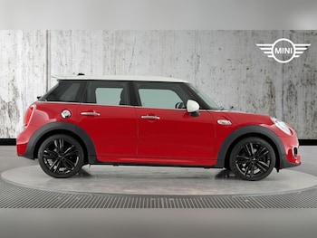 Used MINI Hatch 2017 for sale - 76760321: Photo