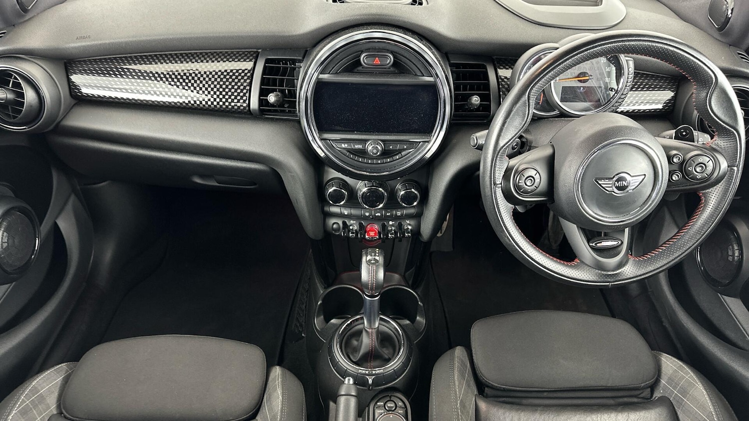 Used MINI Hatch 2017 for sale - 76760321: Photo 4