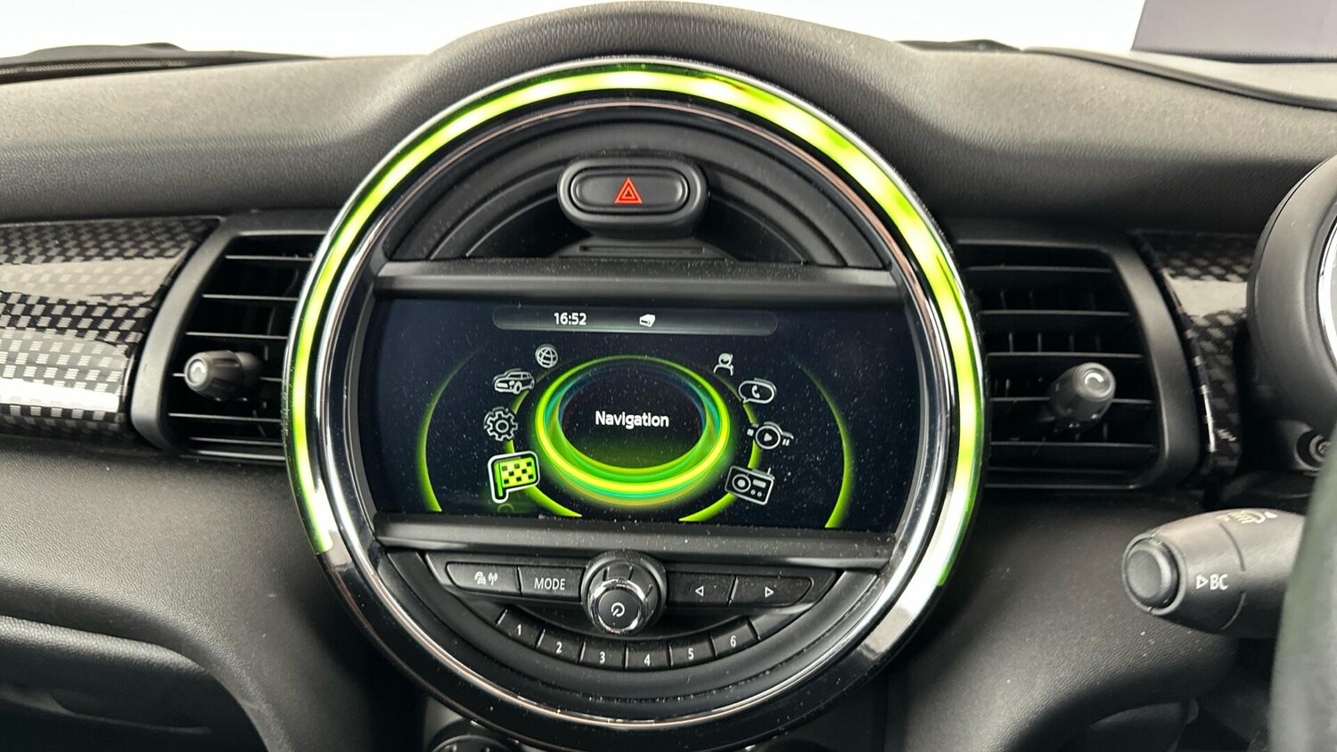 Used MINI Hatch 2017 for sale - 76760321: Photo 8