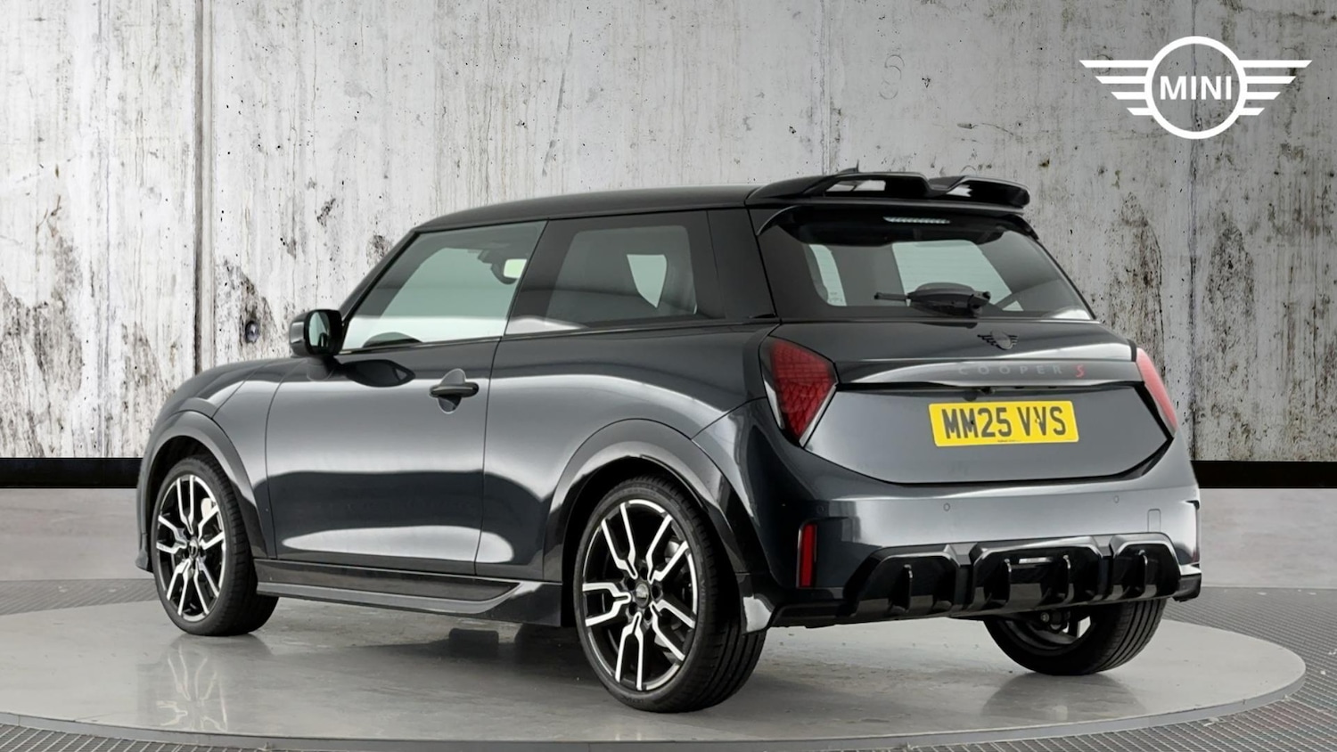 Used MINI Cooper 2025 for sale - 76760447: Photo 2