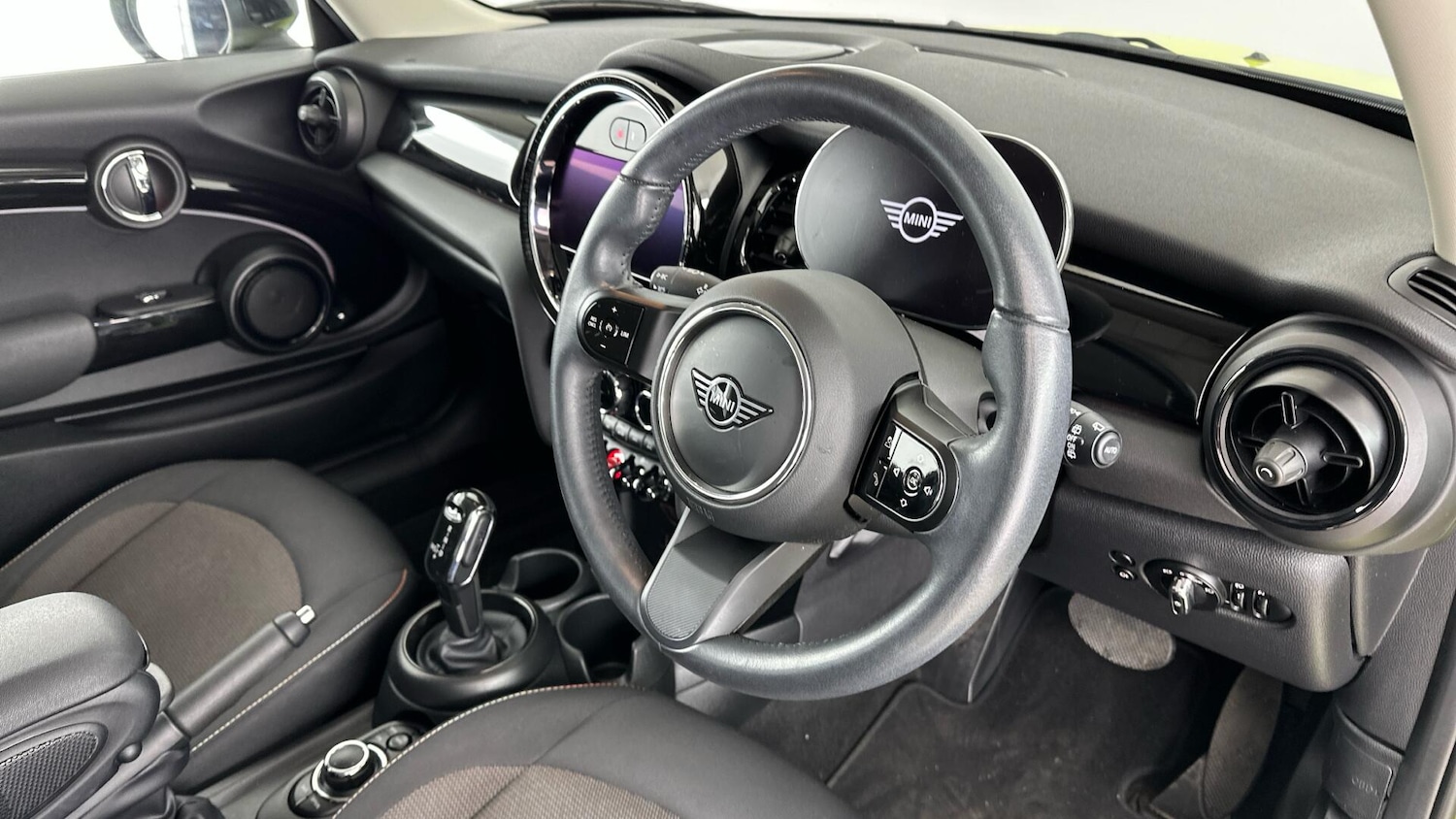 Used MINI Hatch 2022 for sale - 77029193: Photo 6