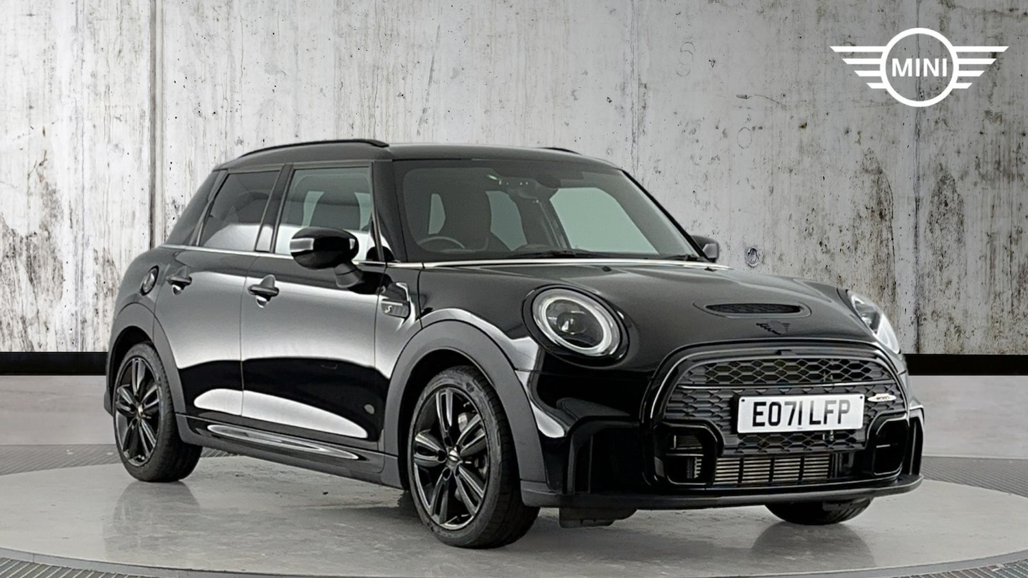 Used MINI Hatch 2021 for sale - 76760289: Photo 1