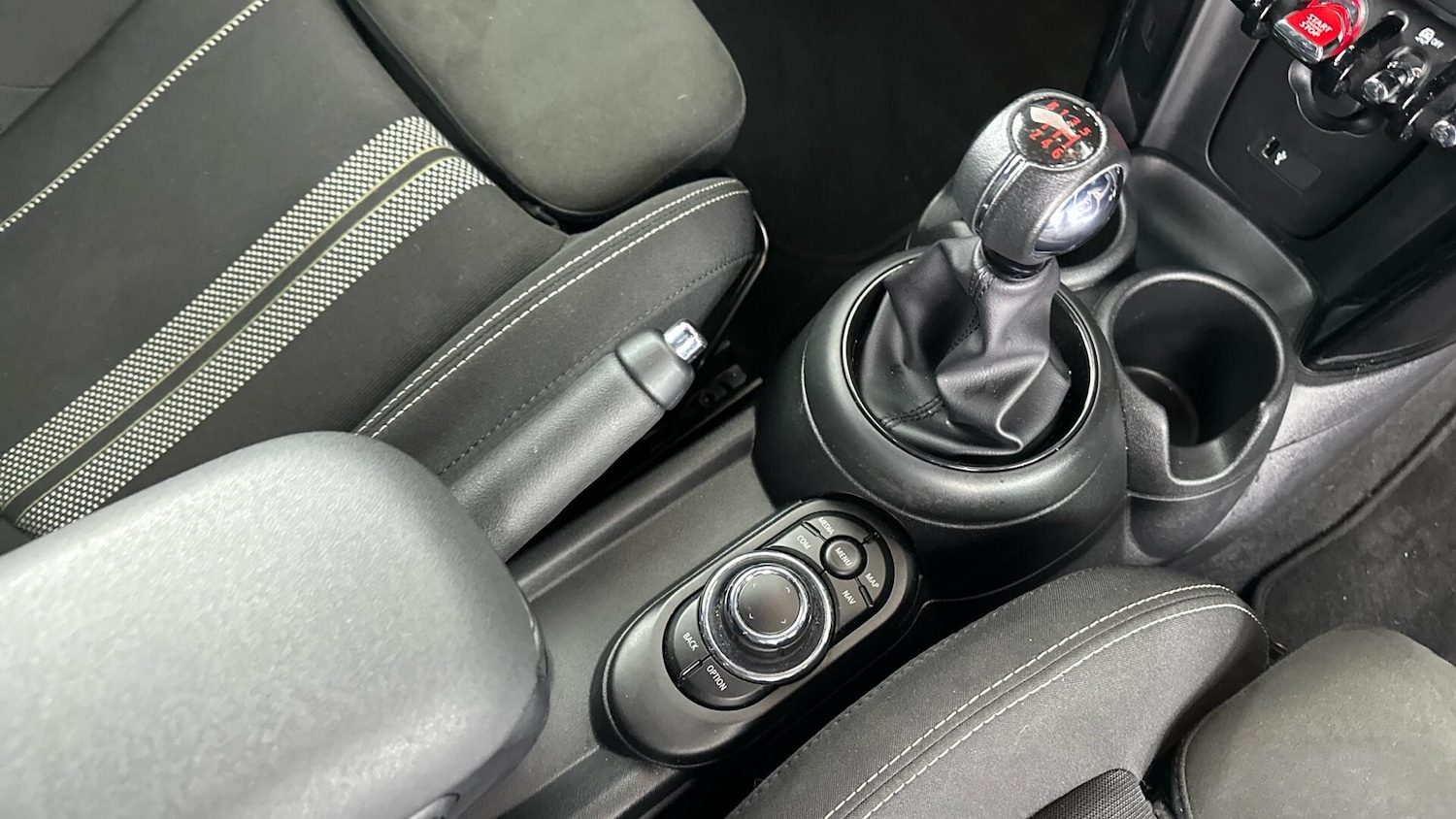 Used MINI Hatch 2021 for sale - 76760289: Photo 10