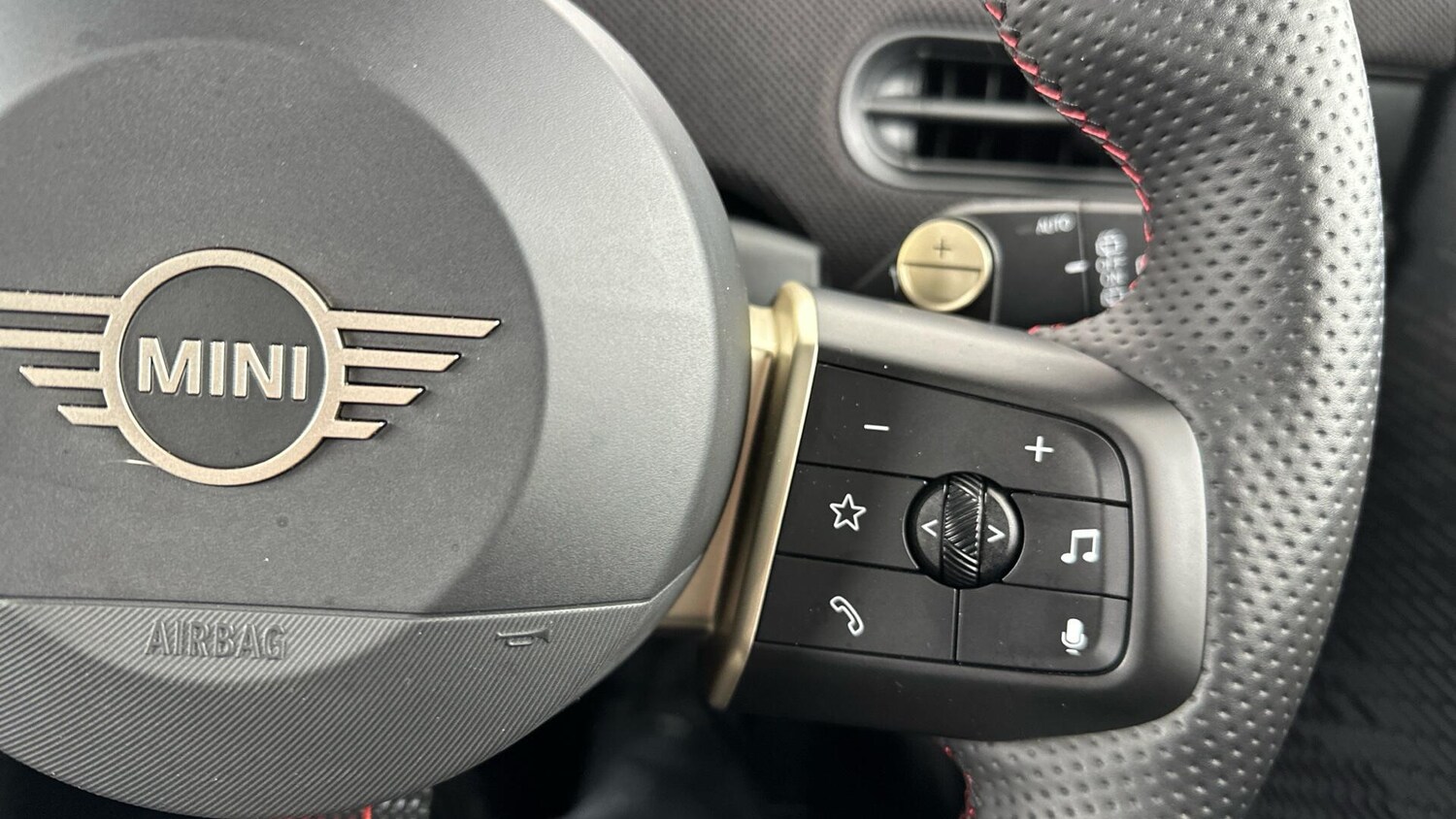 Used MINI Cooper 2025 for sale - 76760414: Photo 18