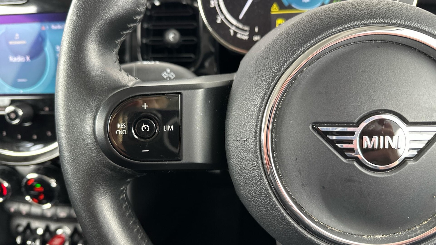 Used MINI Hatch 2022 for sale - 77523632: Photo 17