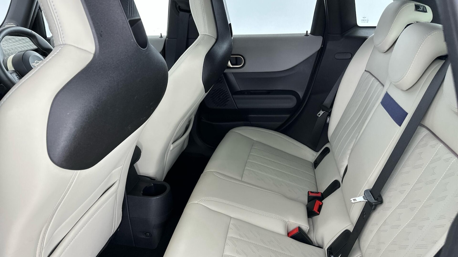 Used MINI Hatch 2025 for sale - 76760470: Photo 12