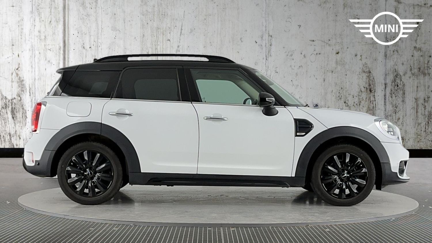 Used MINI Countryman 2018 for sale - 76760434: Photo 3