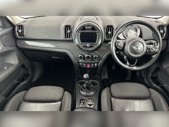 Used MINI Countryman 2018 for sale - 76760434: Photo