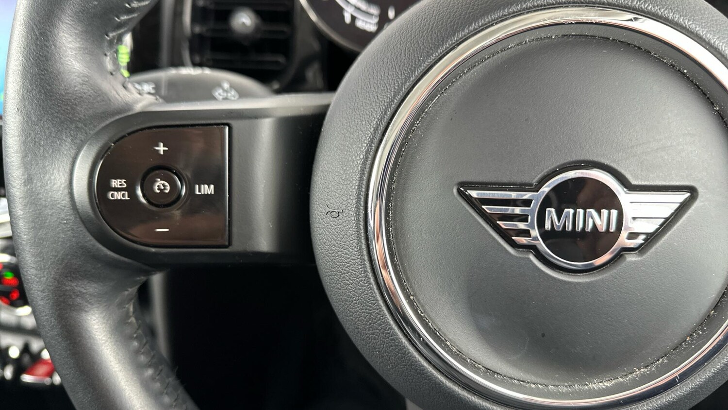 Used MINI Hatch 2023 for sale - 76760374: Photo 17