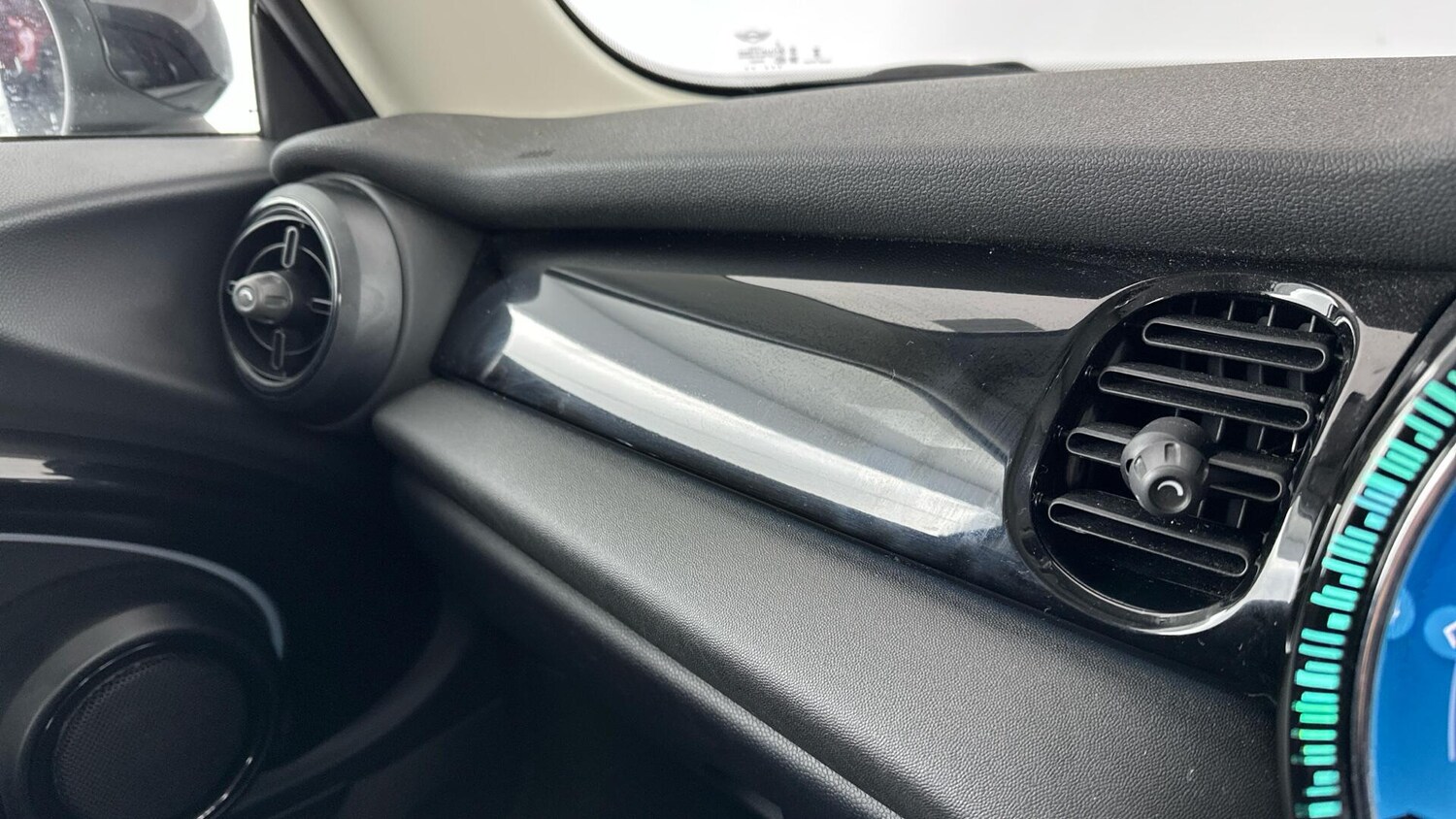 Used MINI Hatch 2023 for sale - 76760374: Photo 30