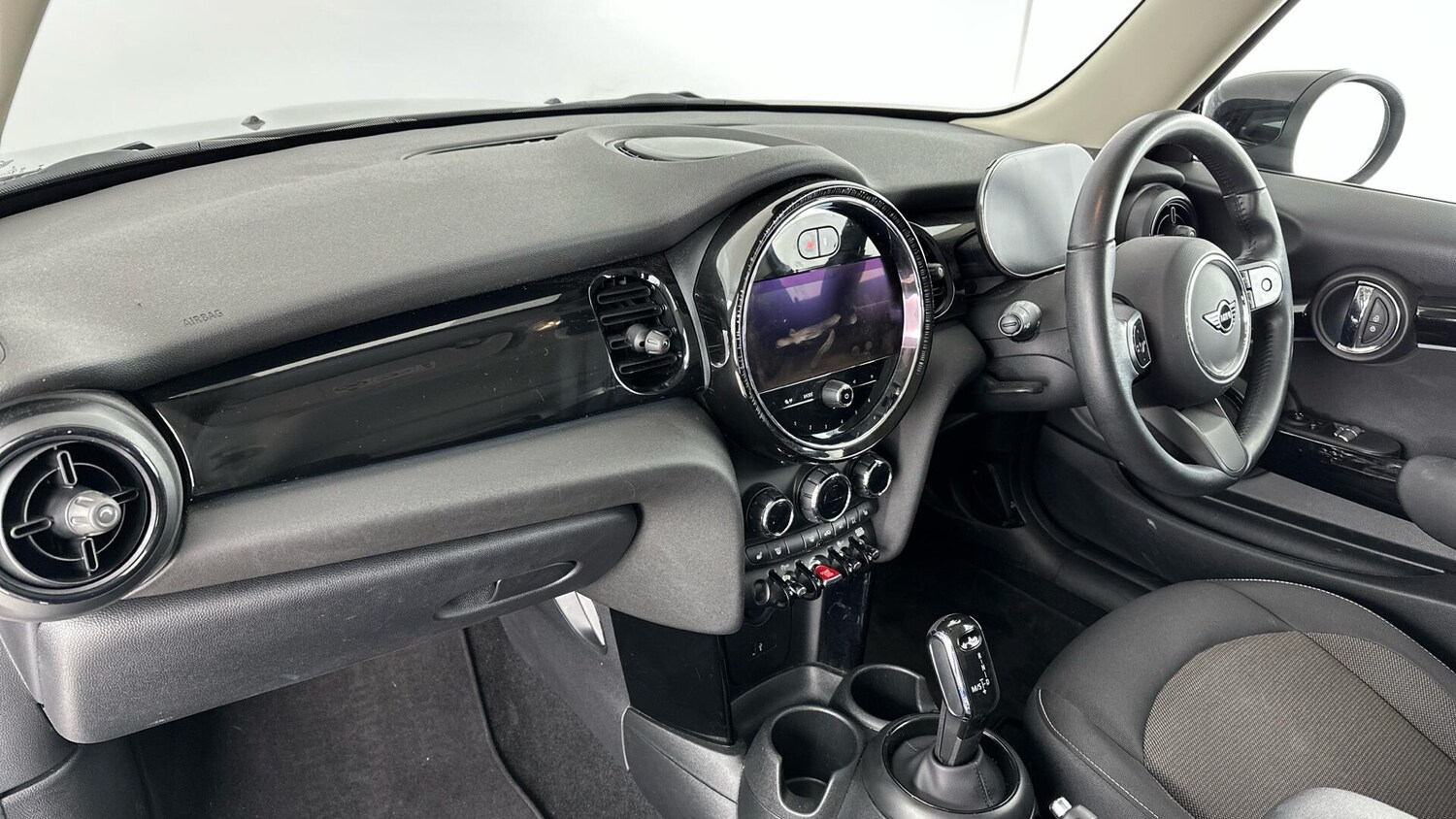 Used MINI Hatch 2023 for sale - 76760374: Photo 7