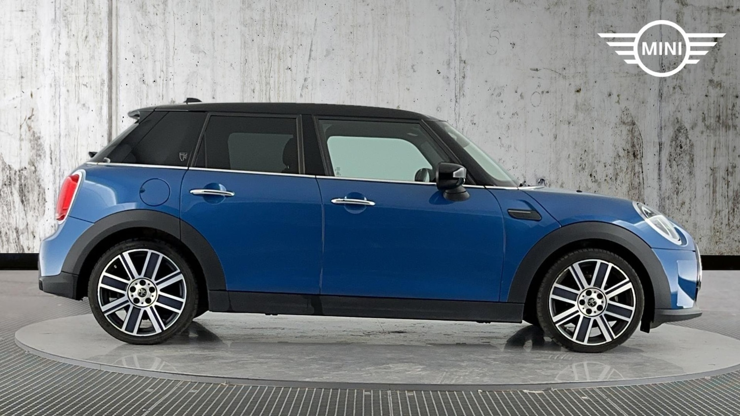 Used MINI Hatch 2022 for sale - 76760481: Photo 3