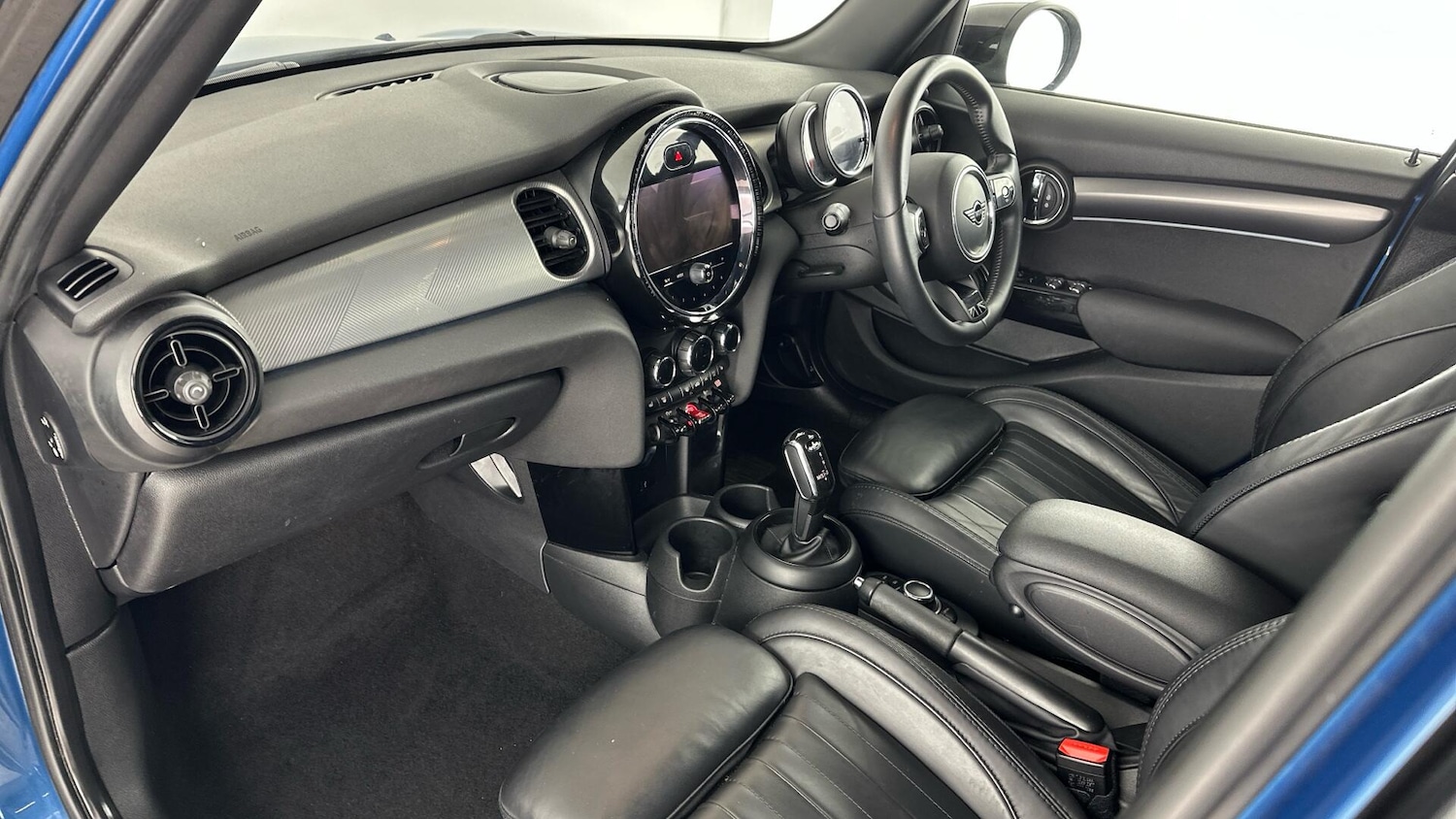 Used MINI Hatch 2022 for sale - 76760481: Photo 7