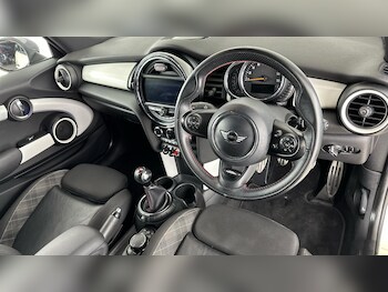 Used MINI Hatch 2015 for sale - 77625046: Photo