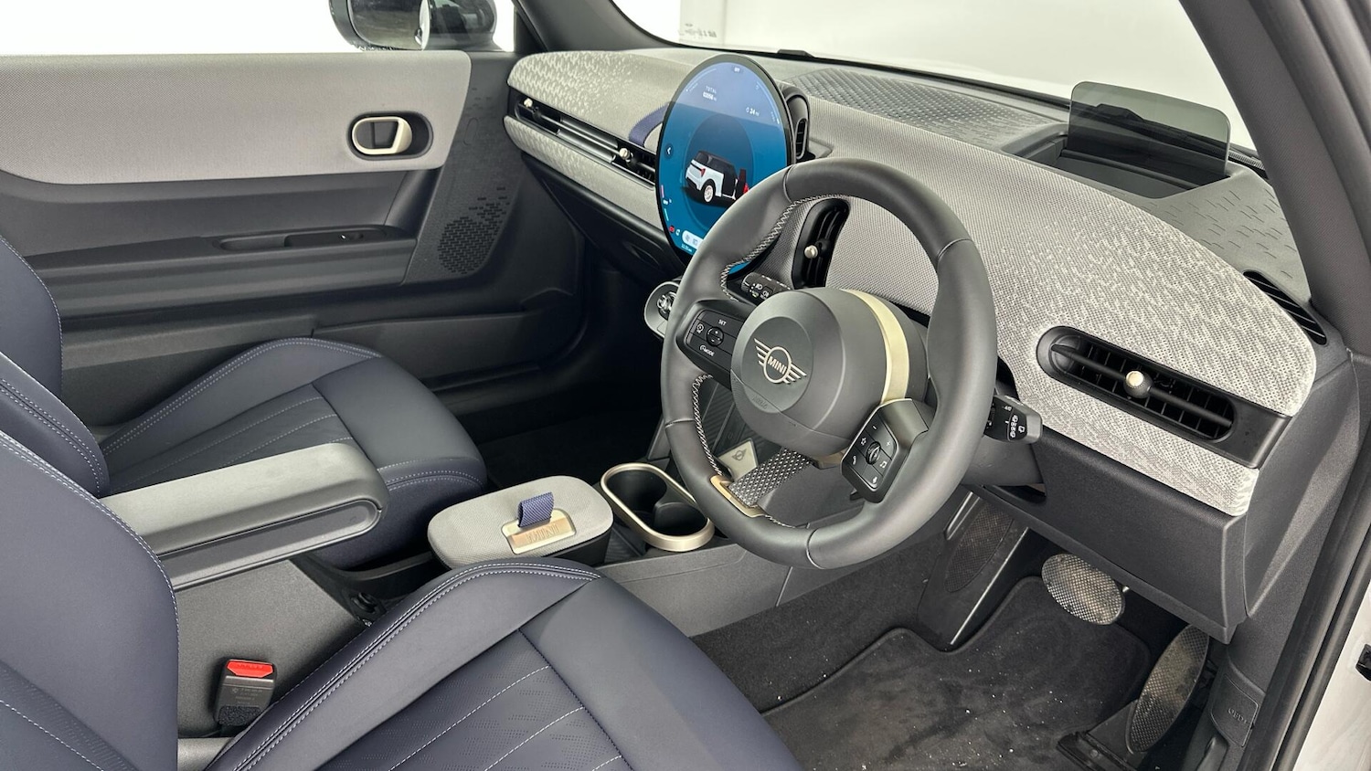 Used MINI Hatch 2025 for sale - 76964555: Photo 6