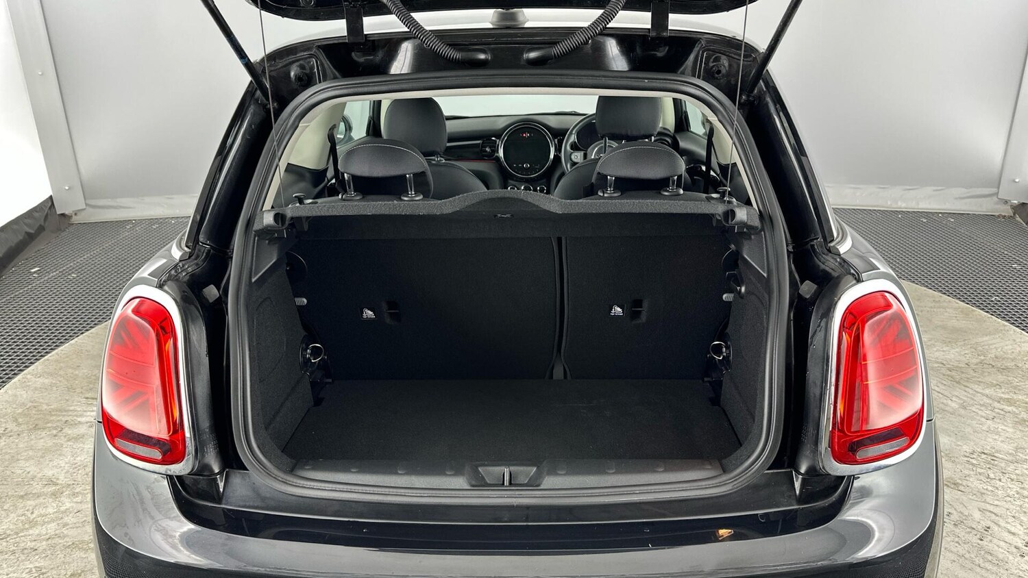 Used MINI Hatch 2023 for sale - 77633698: Photo 13