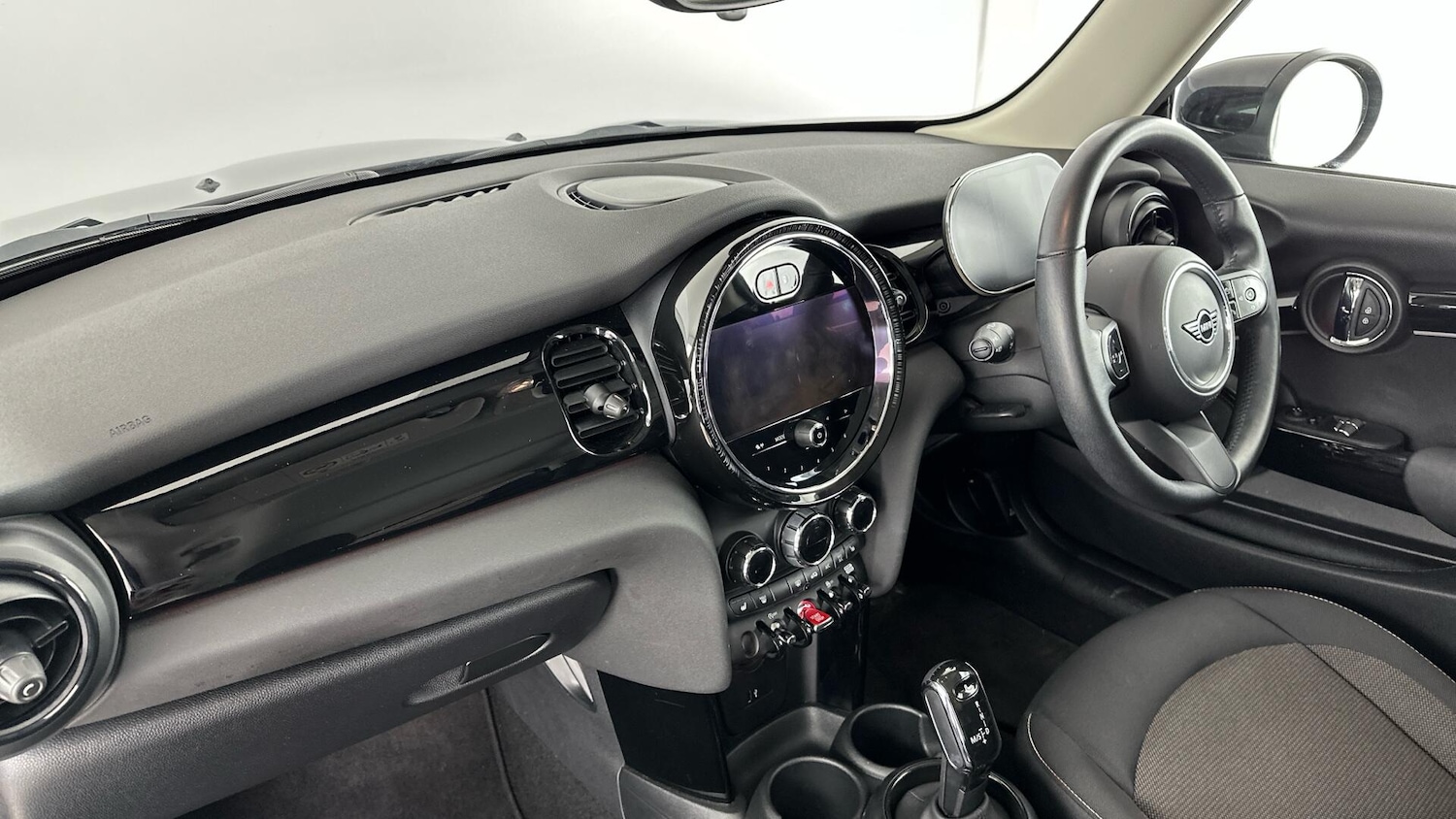 Used MINI Hatch 2023 for sale - 77633698: Photo 7