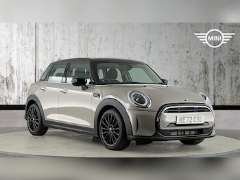 (72) - 5-Door Hatch Cooper Classic