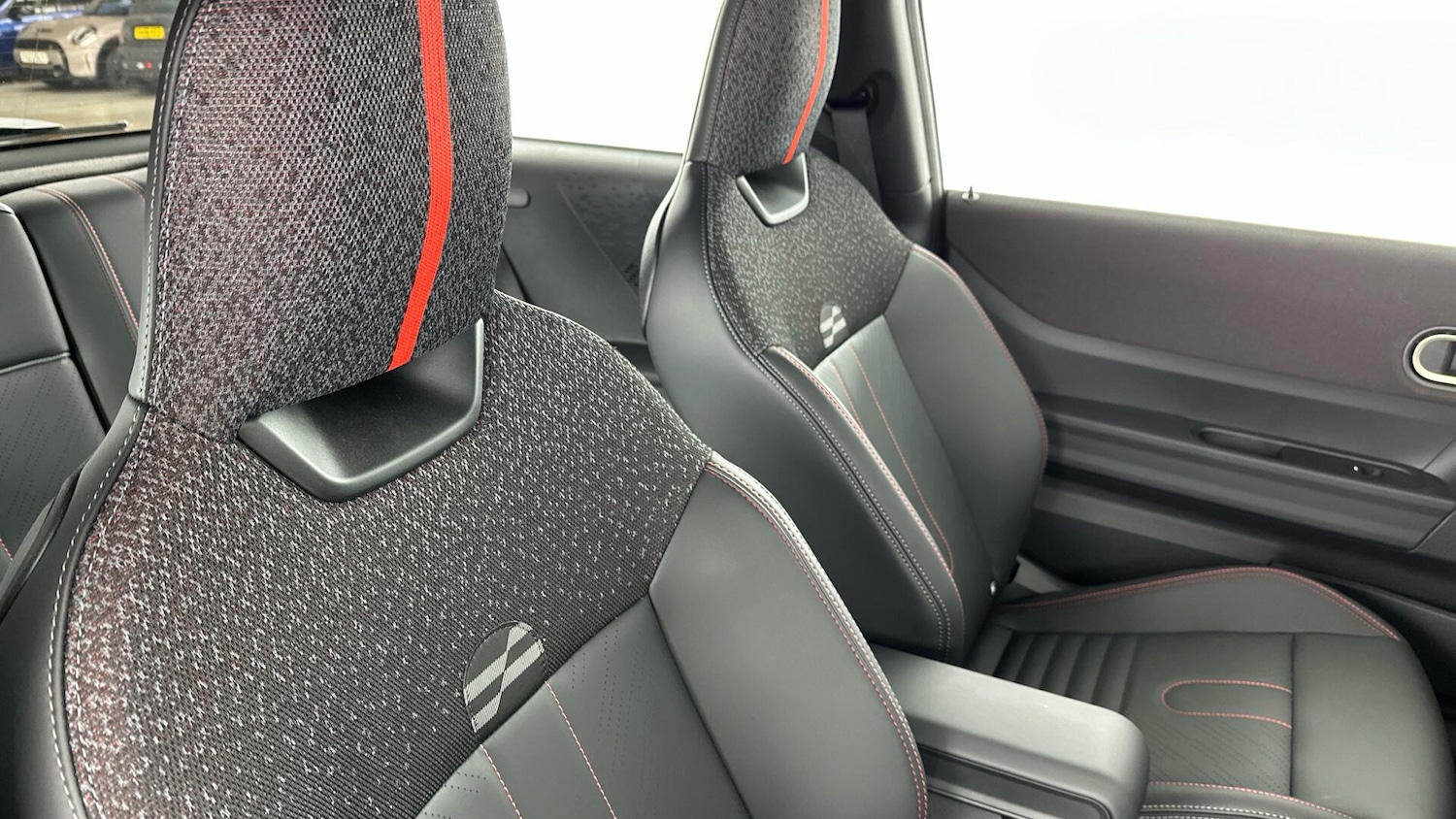 Used MINI Cooper 2025 for sale - 76865541: Photo 28