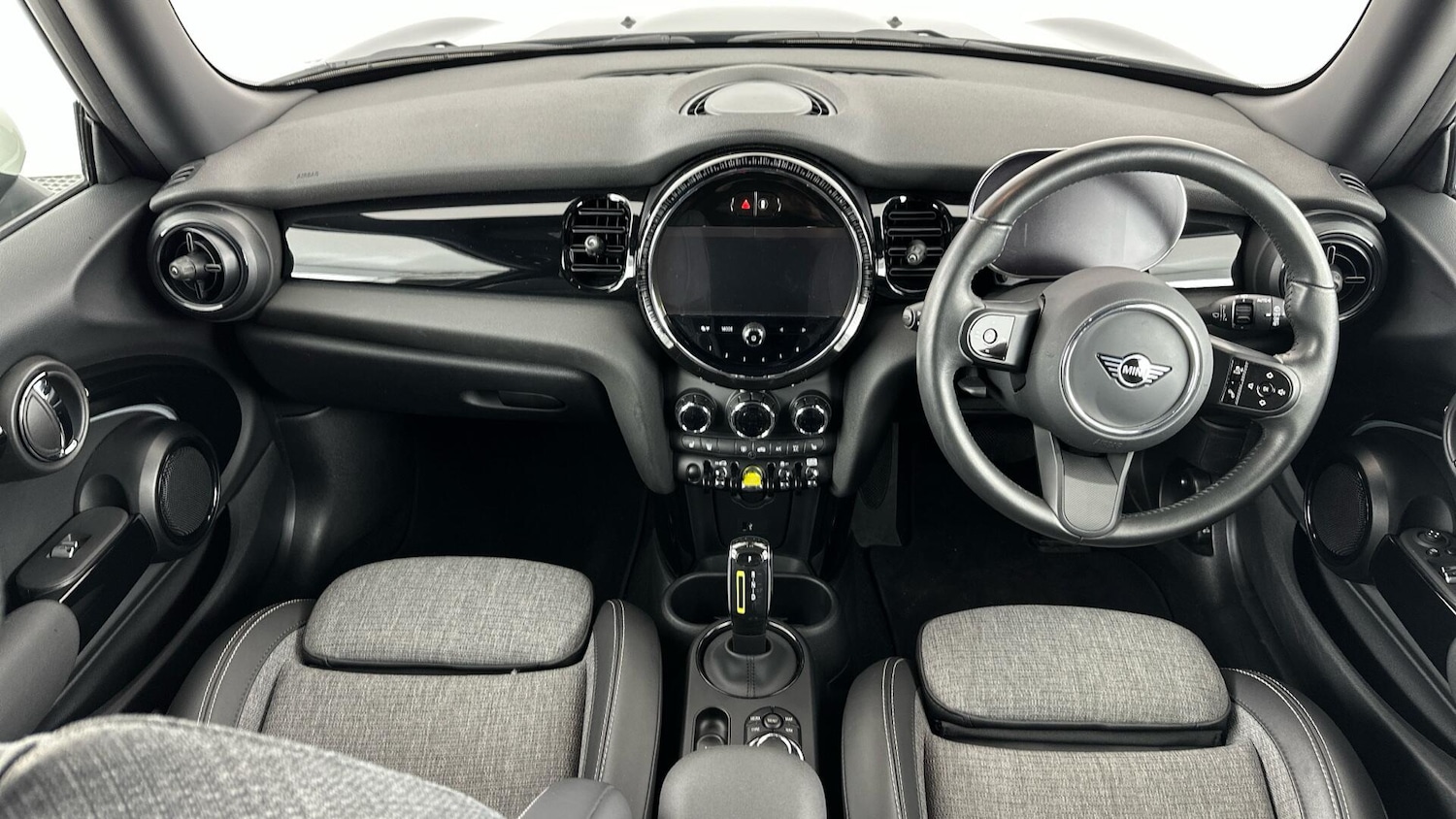 Used MINI Hatch 2023 for sale - 76760489: Photo 4