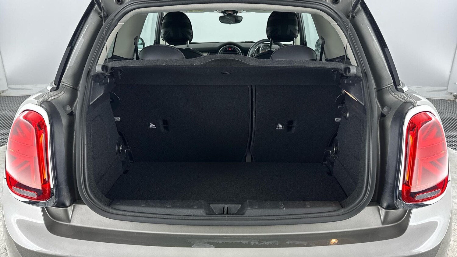 Used MINI Hatch 2019 for sale - 76760317: Photo 13