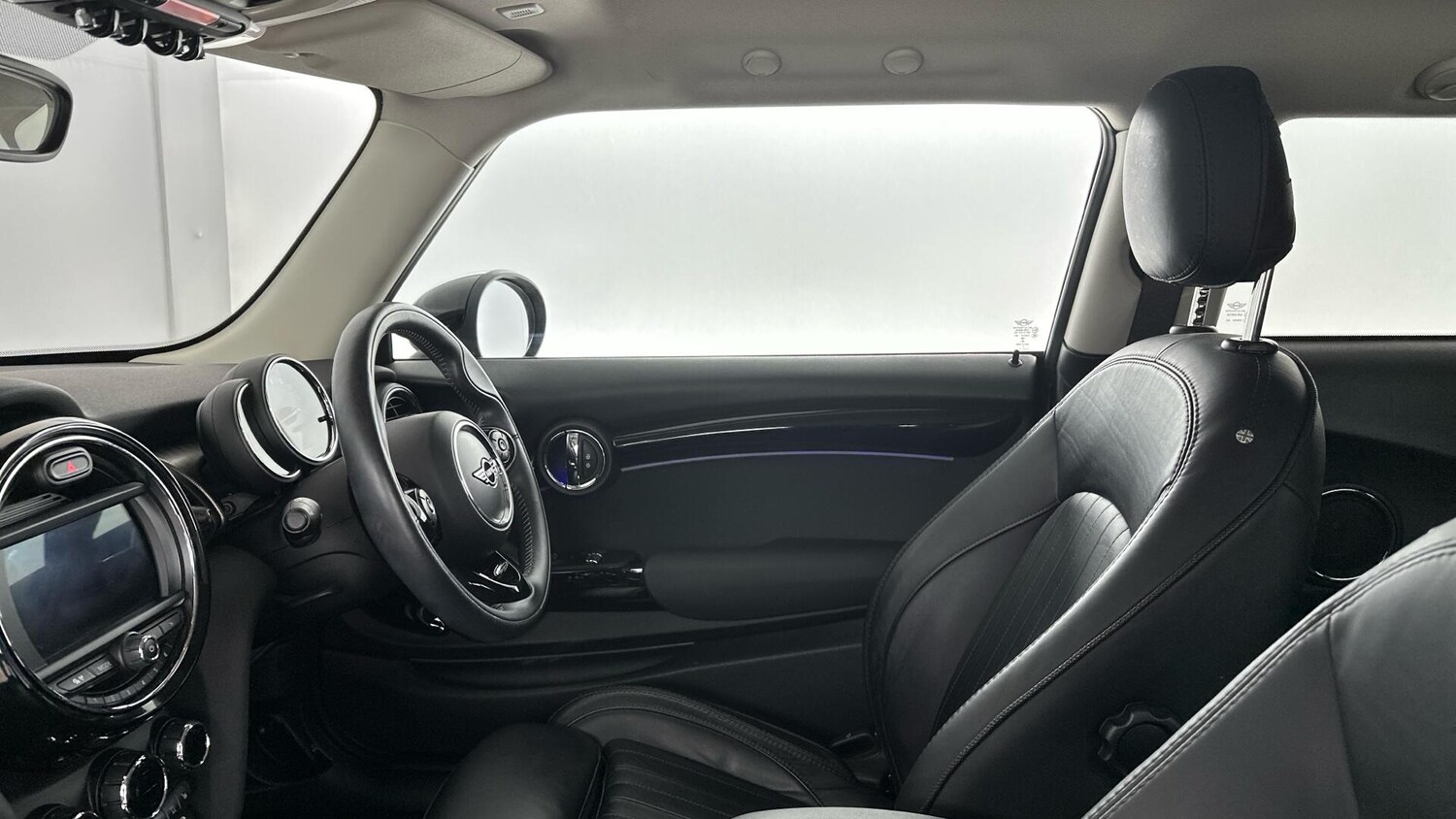 Used MINI Hatch 2019 for sale - 76760317: Photo 29