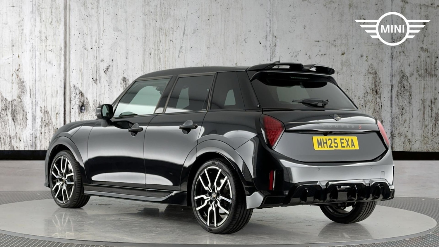 Used MINI Cooper 2025 for sale - 76760398: Photo 2