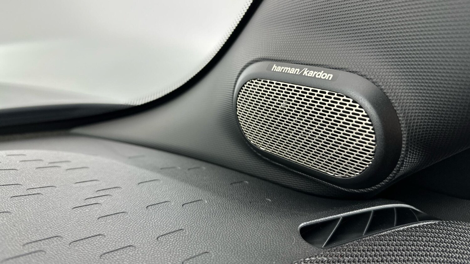 Used MINI Cooper 2025 for sale - 76760398: Photo 35