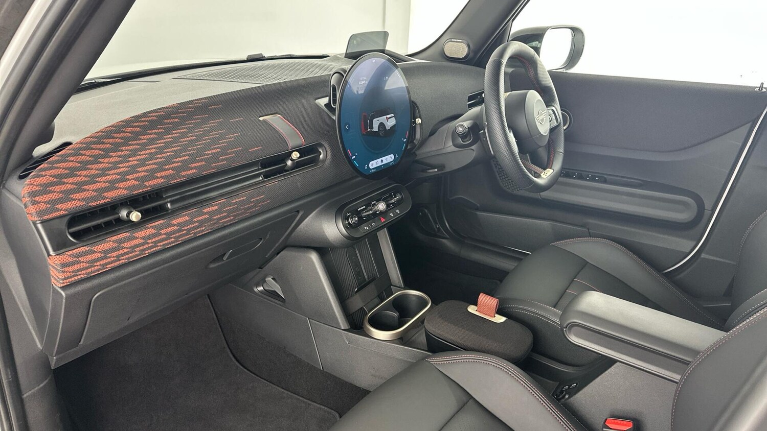 Used MINI Hatch 2025 for sale - 76865632: Photo 7