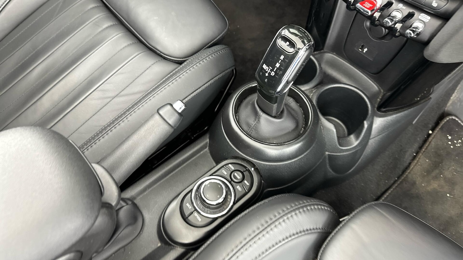 Used MINI Convertible 2024 for sale - 77633309: Photo 10