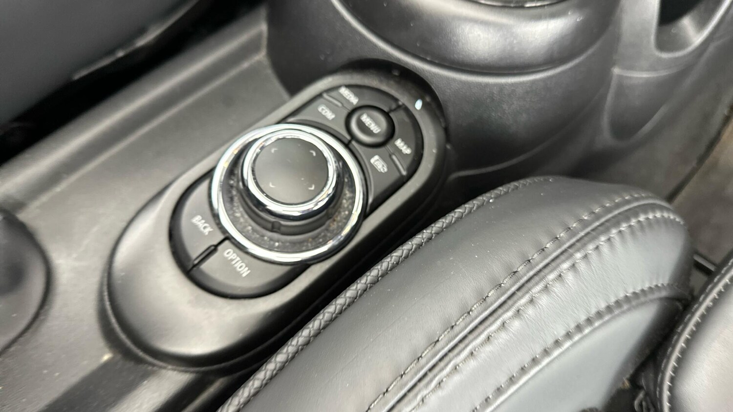 Used MINI Convertible 2024 for sale - 77633309: Photo 19