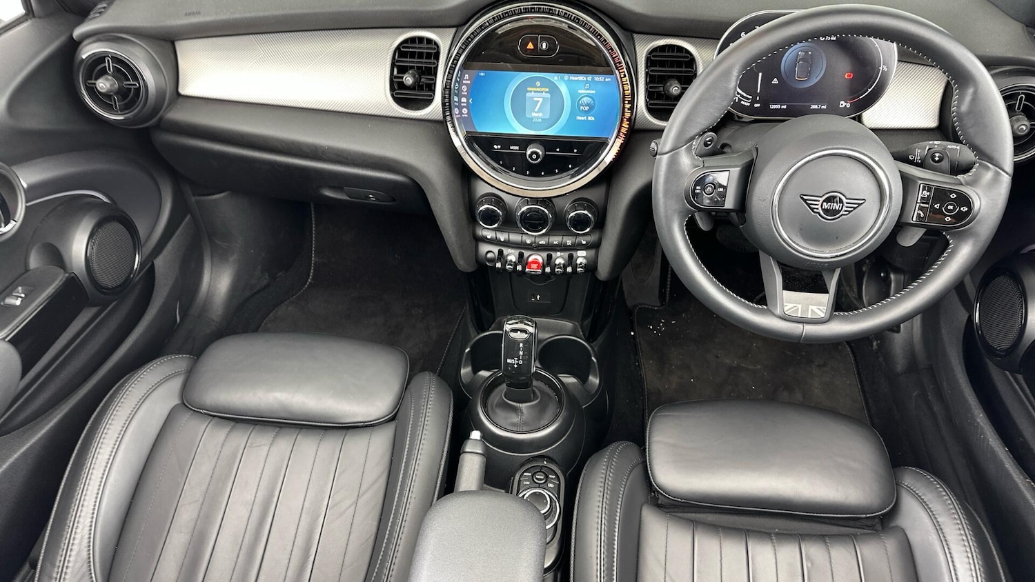 Used MINI Convertible 2024 for sale - 77633309: Photo 4