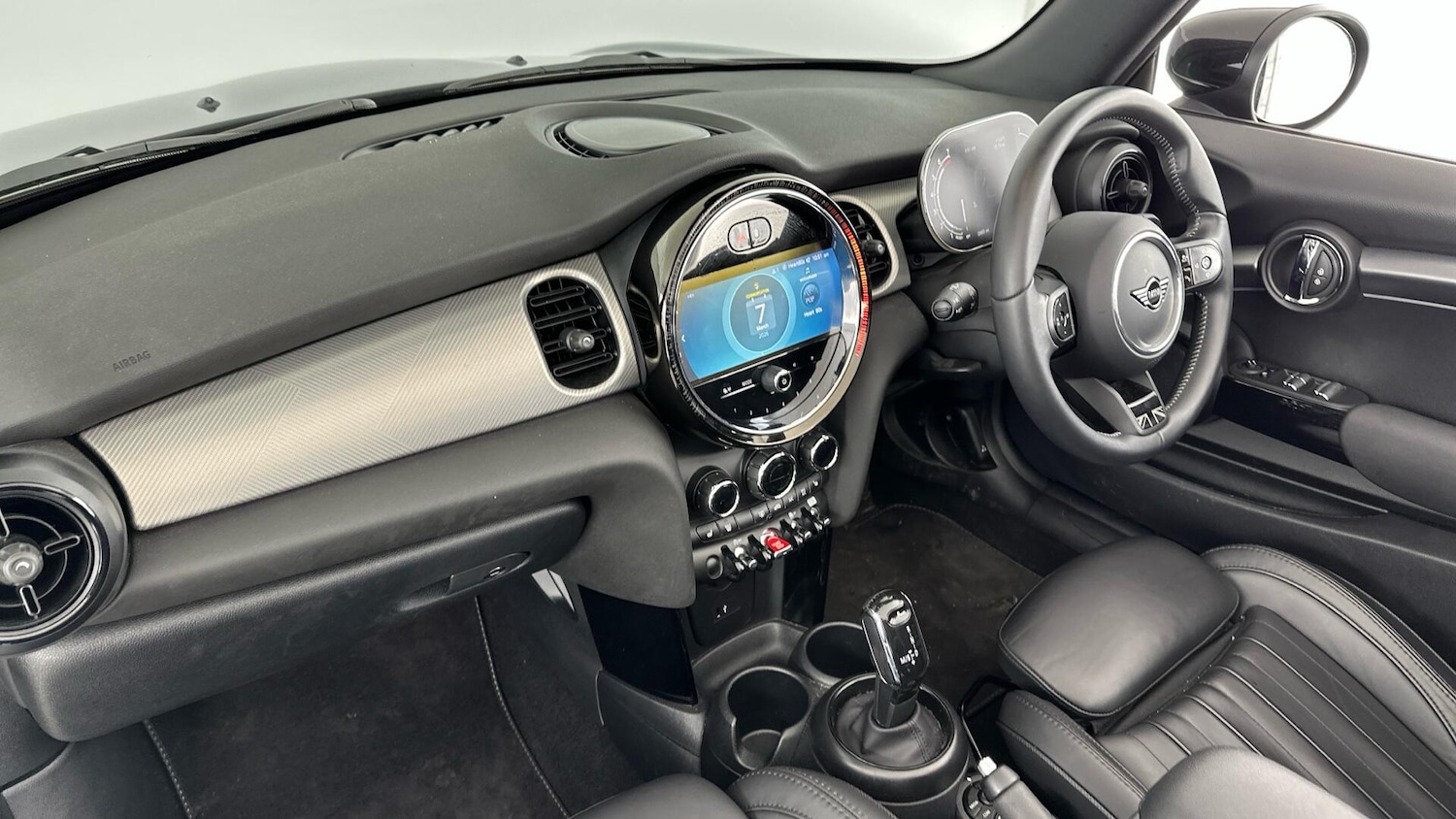 Used MINI Convertible 2024 for sale - 77633309: Photo 7