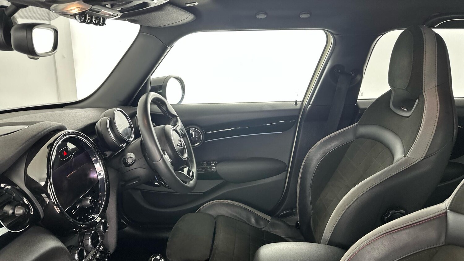 Used MINI Hatch 2022 for sale - 76760261: Photo 25