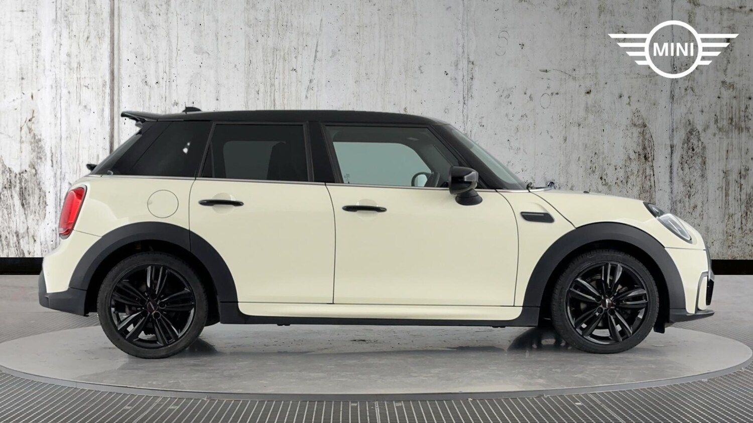 Used MINI Hatch 2022 for sale - 76760261: Photo 3