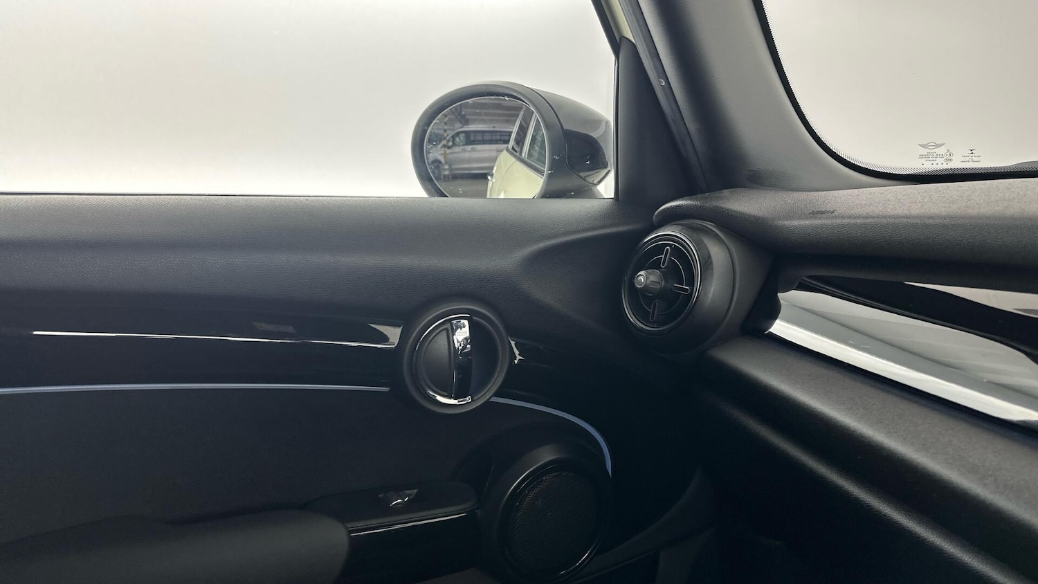 Used MINI Hatch 2022 for sale - 76760261: Photo 31