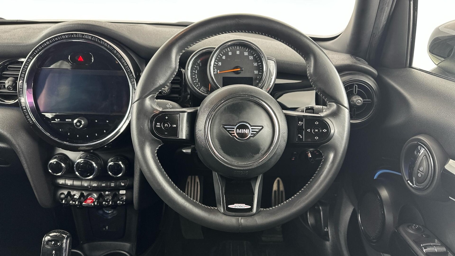 Used MINI Hatch 2022 for sale - 76760261: Photo 5