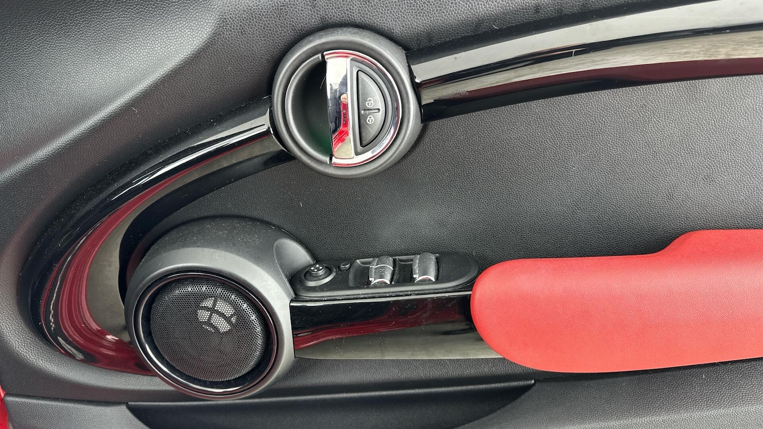 Used MINI Convertible 2020 for sale - 77839732: Photo 20