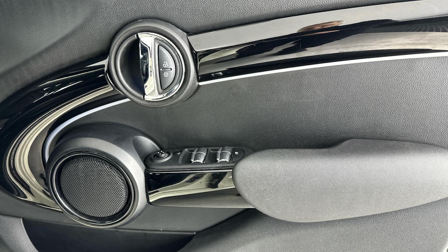 Used MINI Hatch 2022 for sale - 76760378: Photo 20