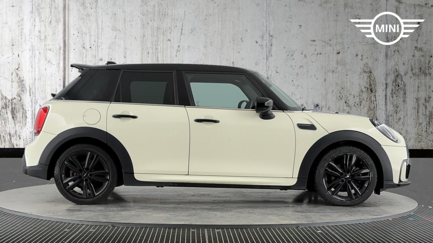 Used MINI Hatch 2022 for sale - 76760378: Photo 3