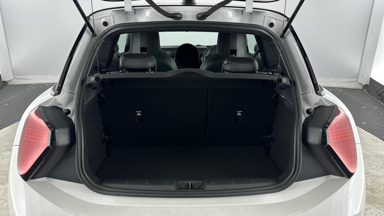 Used MINI Hatch 2025 for sale - 76832628: Photo 13