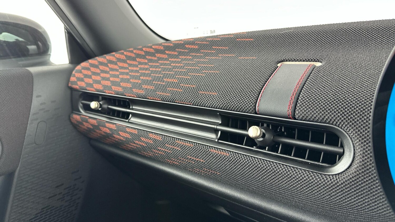 Used MINI Hatch 2025 for sale - 76832628: Photo 33