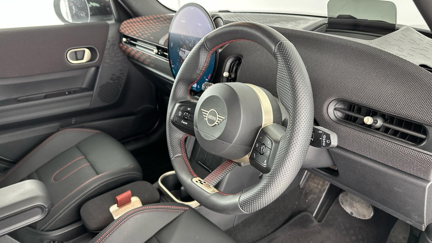 Used MINI Cooper 2024 for sale - 77838956: Photo 6